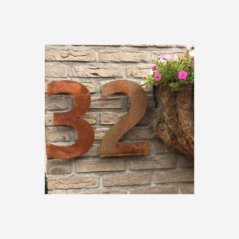Maison en acier corten numéro 3 - 50 cm
