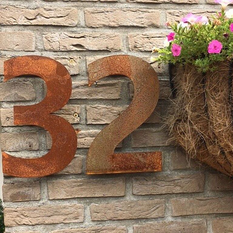 Maison en acier corten numéro 2 - 50 cm