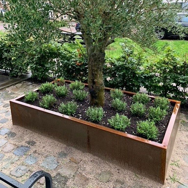 Bac à plantes soudée en acier corten Montana 200 x 100 x 40 cm