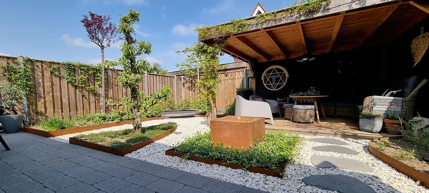 Placer une bordure en acier corten dans le jardin : guide complet étape par étape